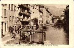 CPA Annecy Vieux quartiers Quai de l eveche et le Thiou