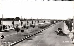 CPSM Vichy Boulevard de Lattre de Tassigny