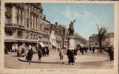 CPA Toulouse coloca el arco de Jeanne