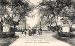 Entrada de CPA Toulouse del jardin del redondo grande