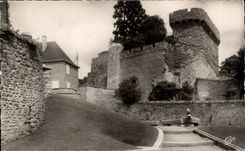 Avranches - la torre y las paredes de la mujer mayor - CPA