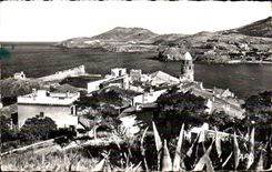 La Cote Vermeille - Collioure - En Parcourant - Echapee sur l entree du Port - CPA
