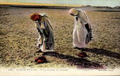 CPA Tunisie Scenes et types La priere