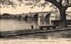 CPA Gien Bridge on the Loire (built under Anne de Beajeu 1494)