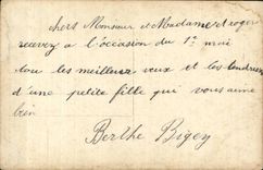 CPA Fantaisie Fleurs Muguet Porte bonheur Femme