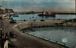 CPA Treport Seen on the basins