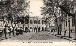 Nimes - Boulevard Victor Hugo - CPA 