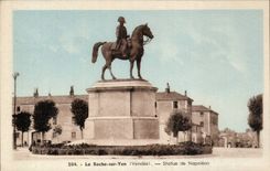 The Rock on Yon - Statue of Napoleon - CPA