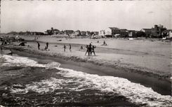 CPSM Valras plage Plage et Chalets
