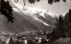 Chamonix - Le Mont Blanc - Vue Generale - CPA 