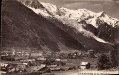 Chamonix - Vue Generale - Mont Blanc - CPA 