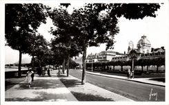 Evian les Bains - Quays and avenue of the Baron de Blonay - CPA
