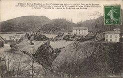 CPA Vallee de la Sioule Vue panoramique prise en aval du pont et du barrage des FAdes le chalet de la direction 
