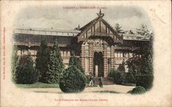 CPA Nogent under Vernisson School forestiere of the Bars (old country cottage)