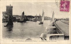 Sands Olonne - the Channel and the Arundel Tower - CPA