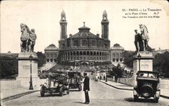 Paris - 16 - Le Trocadero Automobile - CPA