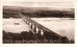 Saumur - Viaduc sur la Loire - CPA 