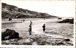 Villers en el mar - rocas con los moldes - CPA