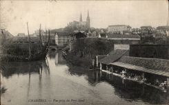 CPA Chartres Vue prise du Pont Neuf Lavoir