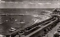 Arcachon - vista de la playa tomada de grande el hotel - CPA