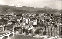 CPSM Grenoble Vue generale et le Taillefer
