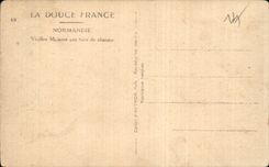 CPA Normandy Old women houses with the thatched roofs