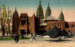 CPA Marseille Exposition coloniale 1922 Cour interieure du palais de l Afrique occidentale