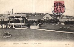 CPA Trouville sur Mer Le jardin public 