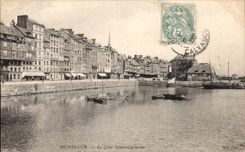 CPA Honfleur Le quai Sainte Catherine 