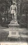 CPA Cambrai La statue de Baptiste