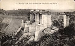 CPA Eguzon Vue sur le barrage en aval et les ecluses
