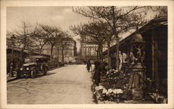 CPA Paris Market with the flowers of the ISCED