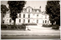 Photo Combs la Ville - Chateau de la Tresnaye Ecole maternelle - 