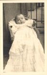 Fantaisie - Enfants - Bebe - Baby in long dress CARTE PHOTO -