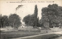 Maisons Laffitte - Un Coin du Parc - Place Marine - CPA 