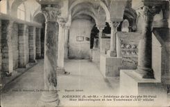 CPA Interior Jouarre of the crypt St Paul Wall merovingien and the tombs