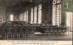 CPA Versailles Galerie des glaces ou ut signe le traite le 28 juin 1919