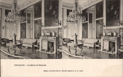 CPA Versailles Trianon Le salon de famille