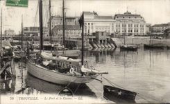 Trouville - Le Port et le Casino Bateau - CPA 