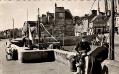 Honfleur - Apres la Peche - Au Fond - La Lieutenance - CPA 