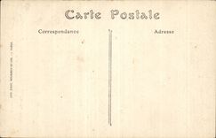 CPA Militaria Ypres the street with butter before and after the bombardment