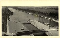 CPA Ouistreham Le canal vu du phare Lighthouse
