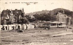 Houlgate - La Plage et l Hotel Imbert - CPA 