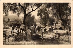 CPA Militaria the war in Morocco Spahis with the bivouac