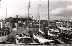 Cannes - Sight of the Port - CPA