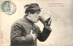 CPA Fantaisie Militaria Humor the good mess tin Ca feels calf and vegetable!