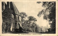 La Rochefoucauld - Entree du Chateau - CPA 