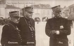 CPA Militaria Trois grands chefs de nos armees Castelnau Joffre Pau