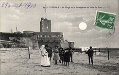 CPA Fouras La plage et le semaphore au clair de lune Enfants