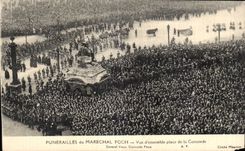 CPA Militaria Guerre 1914 Funerailles du Marechal Foch Vue d ensemble place de la Concorde Paris 